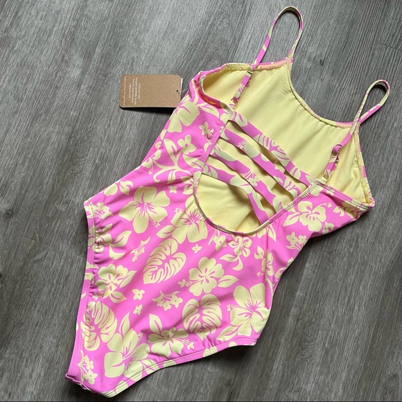 Vintage Hawaiian Flower Print One Piece Swimsuit - Picture 2 of 8